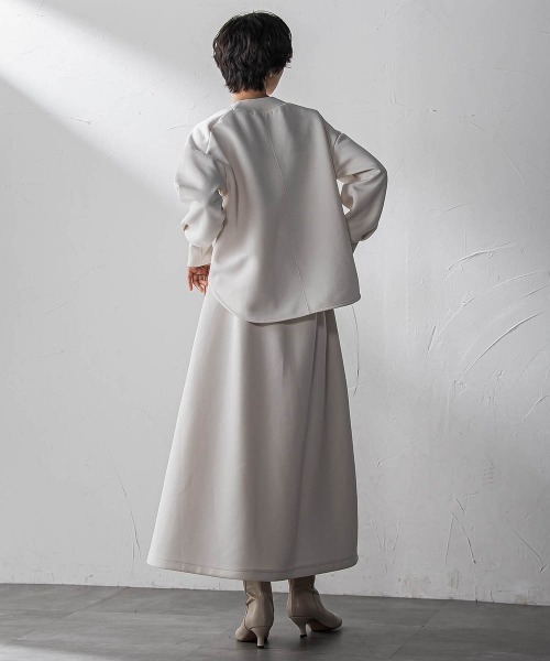 MAYSON GREY（メイソングレイ）の「軽量ボンディングスカートセットアップ≪洗濯機で洗える≫（ワンピース・レディース・オフホワイト/ブルー/ネイビー・M）」の22枚目の写真