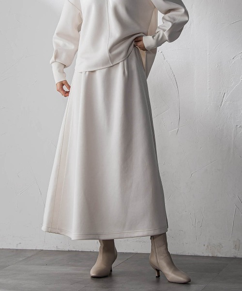 MAYSON GREY（メイソングレイ）の「軽量ボンディングスカートセットアップ≪洗濯機で洗える≫（ワンピース・レディース・オフホワイト/ブルー/ネイビー・M）」の19枚目の写真