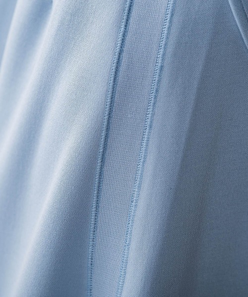 MAYSON GREY（メイソングレイ）の「軽量ボンディングスカートセットアップ≪洗濯機で洗える≫（ワンピース・レディース・オフホワイト/ブルー/ネイビー・M）」の6枚目の写真