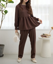 Lace Ladies（レースレディース）の「クルーネック パール ペプラム ジャージー セットアップ（セットアップ）」