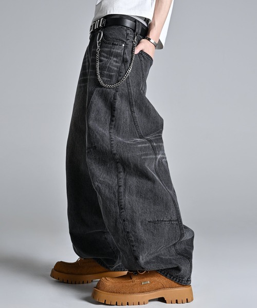 ADRER（アドラー）の「Super Wide Balloon Pants / スーパーワイド バルーンパンツ（デニムパンツ・メンズ・ブラック系1・S/XS/L/M）」の5枚目の写真