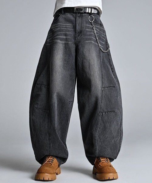 ADRER（アドラー）の「Super Wide Balloon Pants / スーパーワイド バルーンパンツ（デニムパンツ・メンズ・ブラック系1・S/XS/L/M）」の6枚目の写真