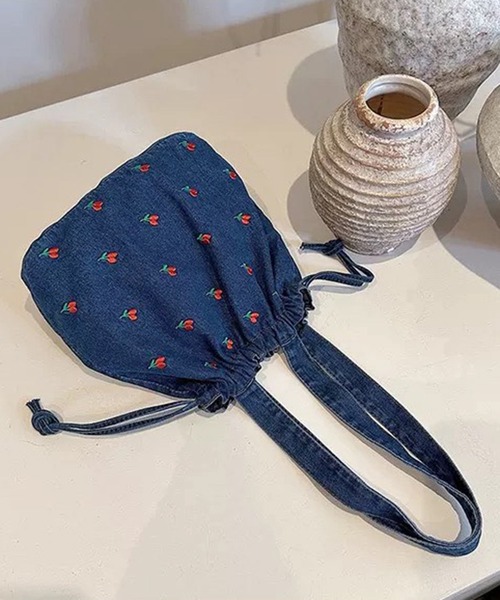 pumpkin port(パンプキンポート)の「チューリップ刺繍 巾着 トートバッグ(トートバッグ・レディース・ブラック/ブルー/ネイビー・FREE)」の13枚目の写真
