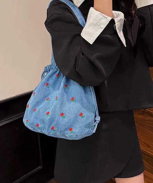 pumpkin port(パンプキンポート)の「チューリップ刺繍 巾着 トートバッグ(トートバッグ・レディース・ブラック/ブルー/ネイビー・FREE)」の16枚目の写真