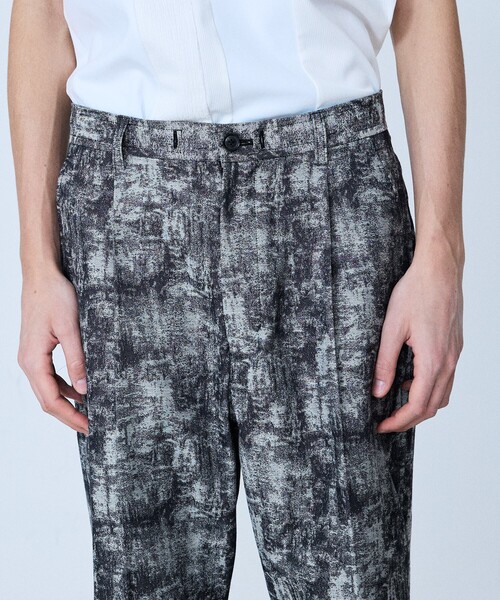 5351 POUR LES HOMMES（ゴーサンゴーイチプールオム）の「【総柄】ダンカリージャガード ワイド テーパード パンツ（その他パンツ・メンズ・ブラック/インディゴブルー・44/50/48/46）」の9枚目の写真