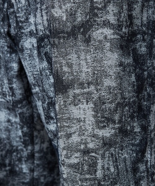 5351 POUR LES HOMMES（ゴーサンゴーイチプールオム）の「【総柄】ダンカリージャガード ワイド テーパード パンツ（その他パンツ・メンズ・ブラック/インディゴブルー・44/50/48/46）」の11枚目の写真