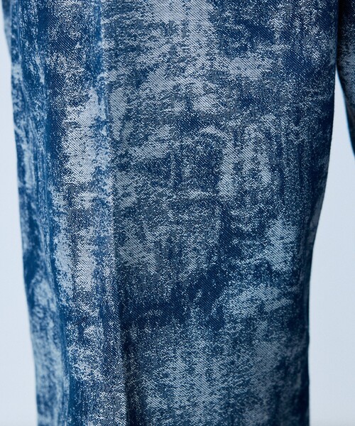 5351 POUR LES HOMMES（ゴーサンゴーイチプールオム）の「【総柄】ダンカリージャガード ワイド テーパード パンツ（その他パンツ・メンズ・ブラック/インディゴブルー・44/50/48/46）」の17枚目の写真