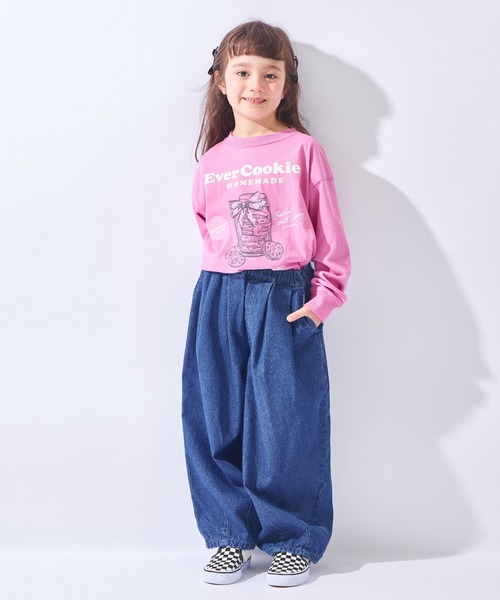 ever closet(エバークローゼット)の「はくだけ今っぽい コクーンデニムパンツ(デニムパンツ・キッズ・ブルー/グレー/ホワイト/サックスブルー・90cm/100cm/110cm/120cm/130cm/140cm/150cm)」の10枚目の写真