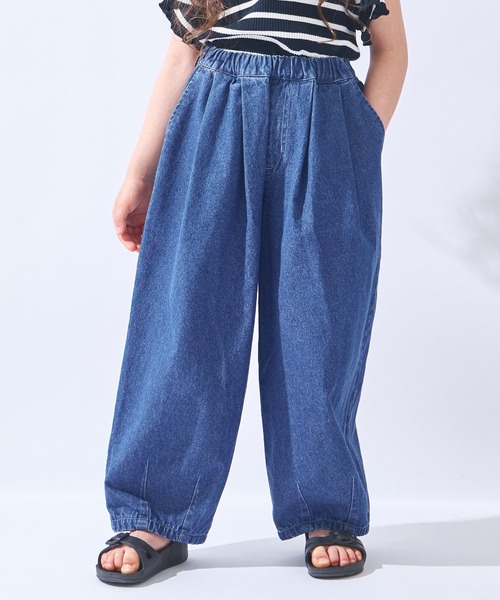 ever closet(エバークローゼット)の「はくだけ今っぽい コクーンデニムパンツ(デニムパンツ・キッズ・ブルー/グレー/ホワイト/サックスブルー・90cm/100cm/110cm/120cm/130cm/140cm/150cm)」の11枚目の写真