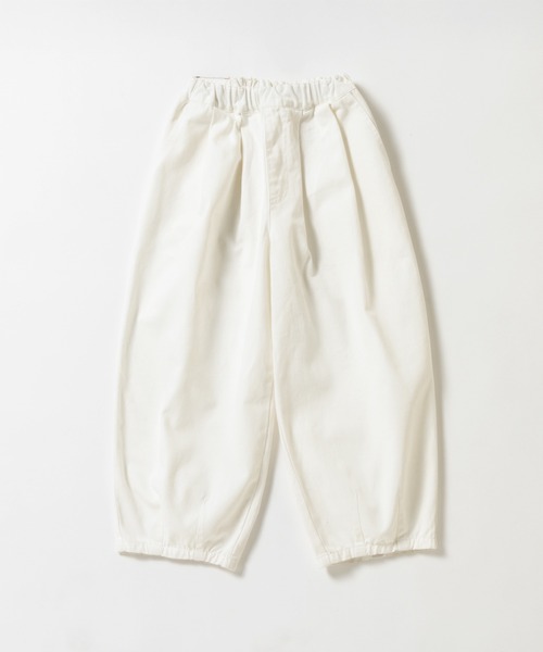 ever closet(エバークローゼット)の「はくだけ今っぽい コクーンデニムパンツ(デニムパンツ・キッズ・ブルー/グレー/ホワイト/サックスブルー・90cm/100cm/110cm/120cm/130cm/140cm/150cm)」の13枚目の写真