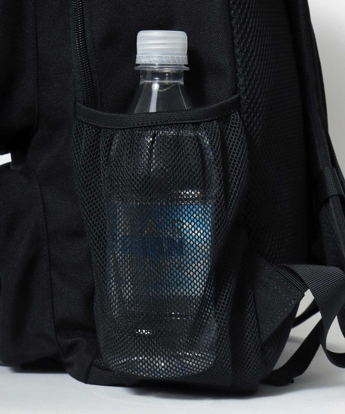 Lee（リー）の「Lee（リー）撥水ポリエステル バックパック ポーチ付き/リュックサック A4 PC収納 メンズ レディース 通学 通勤（バックパック/リュック・メンズ・ブラック・FREE）」の8枚目の写真