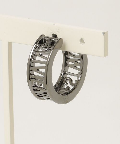 Vivienne Westwood MAN(ヴィヴィアンウエストウッドマン)の「MAN. WESTMINSTER SINGLE HOOP(その他・メンズ・ブラック/シルバー・FREE)」の2枚目の写真