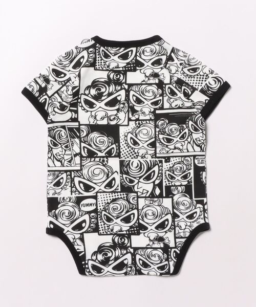 HYSTERIC MINI（ヒステリックミニ）の「Catch the moment monotone総柄 半袖ロンパース（ロンパース・キッズ・ホワイト・80/70）」の2枚目の写真