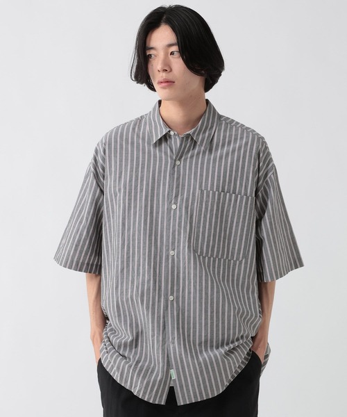 GEORGE'S(ジョージズ)の「マルチストライプシャツ(シャツ/ブラウス・メンズ・ブラック/サックスブルー・MEDIUM/LARGE)」の2枚目の写真
