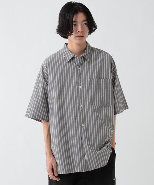 GEORGE'S(ジョージズ)の「マルチストライプシャツ(シャツ/ブラウス・メンズ・ブラック/サックスブルー・MEDIUM/LARGE)」の9枚目の写真