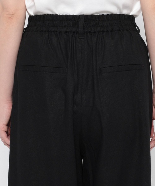 LOWRYS FARM（ローリーズファーム）の「ソフリネンワイドパンツ 621564（スラックス・レディース・ベージュ系その他/ブルー系その他/アイボリー/ブラック/ブラウン系その他/カーキ・MEDIUM/LARGE）」の19枚目の写真