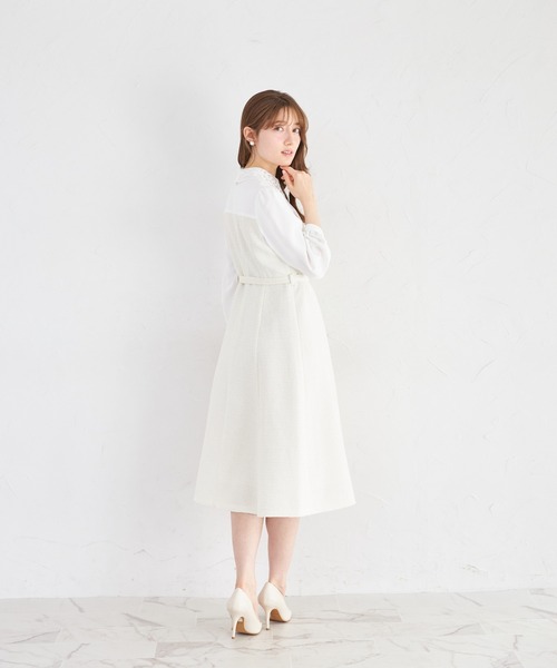 tocco closet(トッコ クローゼット)の「フラワーレース襟付きツイードドッキングワンピース(ワンピース・レディース・グレー/オフホワイト・M)」の4枚目の写真