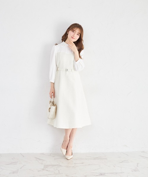 tocco closet(トッコ クローゼット)の「フラワーレース襟付きツイードドッキングワンピース(ワンピース・レディース・グレー/オフホワイト・M)」の3枚目の写真