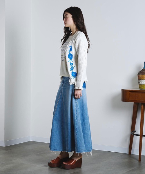 ROSE BUD（ローズバッド）の「(mag.by c)FLOWER EMBROIDERY KNIT CARDIGAN（カーディガン/ボレロ・レディース・ホワイト/ブラック・ONE SIZE）」の6枚目の写真