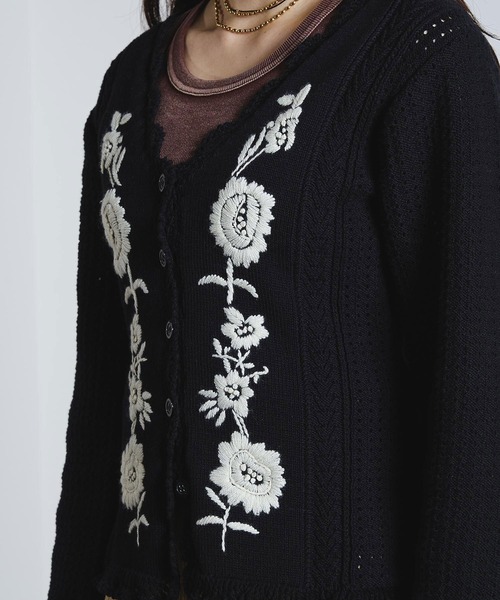 ROSE BUD（ローズバッド）の「(mag.by c)FLOWER EMBROIDERY KNIT CARDIGAN（カーディガン/ボレロ・レディース・ホワイト/ブラック・ONE SIZE）」の18枚目の写真