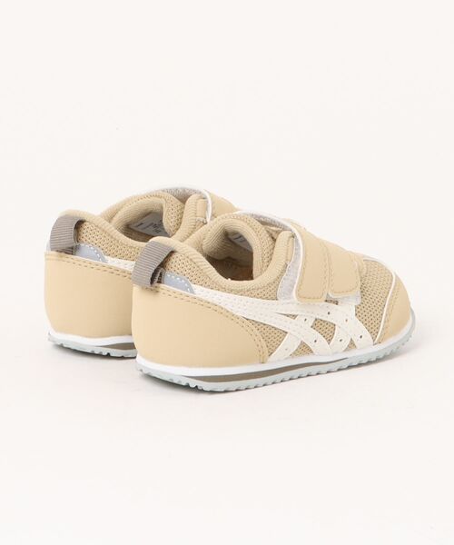 ASICS(アシックス)の「アシックス キッズ スクスク アイダホベビー 5(ベビーシューズ/ベビーソックス・キッズ・ベージュ・14.5cm/14.0cm/13.5cm/13.0cm/15.5cm/15.0cm)」の6枚目の写真