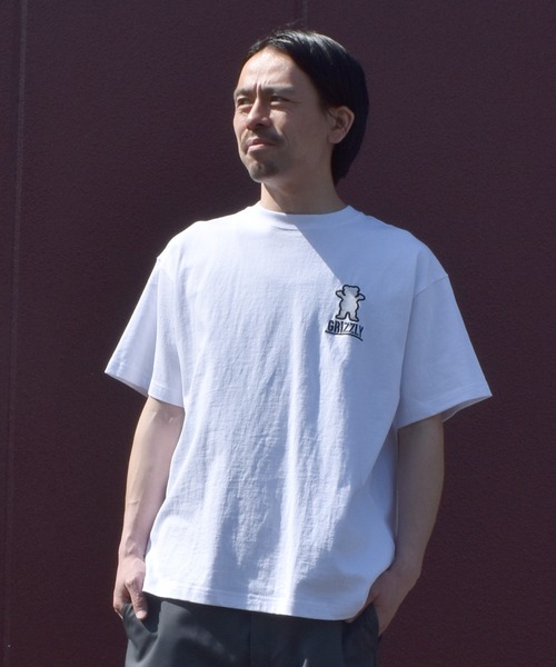 GRIZZLY(グリズリー)の「【ムラサキスポーツ限定】GRIZZLY/グリズリー 半袖Tシャツ メンズ BIGEMBROIDERY BEAR SST G26SS-2404(Tシャツ/カットソー・メンズ・ホワイト/スミクロ/ブラック・L/XL/M)」の4枚目の写真