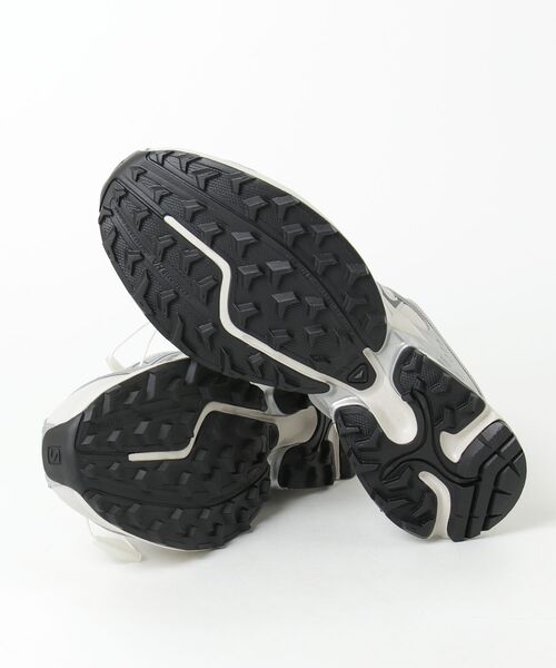 SALOMON（サロモン）の「SALOMON SNEAKERS / サロモン スニーカーズ：XT-WHISPER White/Lunar rock/Ftw Silver：L47801400[WAX]（スニーカー・メンズ・シルバー・27cm/27.5cm）」の3枚目の写真