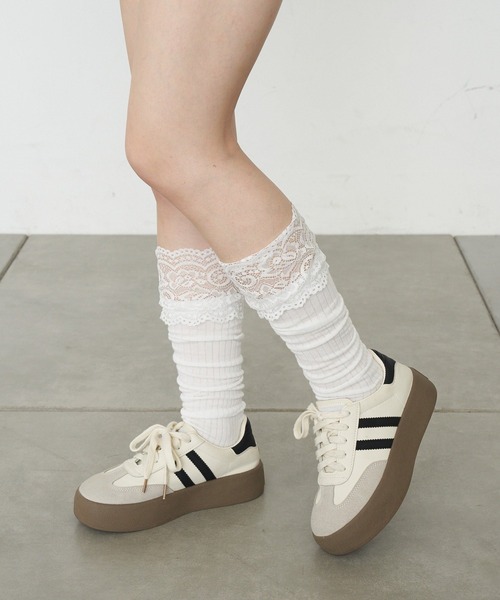 RAY CASSIN(レイカズン)の「レース付きソックス(ソックス/靴下・レディース・アイボリー/ブラック・FREE)」の5枚目の写真