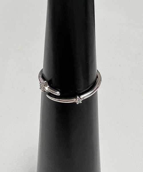 DiamondHearts(ダイヤモンドハーツ)の「スターオープンリング ミディリング(リング・レディース・シルバー・FREE)」の11枚目の写真