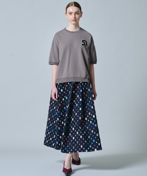 DOUBLE STANDARD CLOTHING(ダブルスタンダードクロージング)の「Dロゴワッペン 裏毛スウェット(Tシャツ/カットソー・レディース・グレイッシュベージュ/ブラック/オフホワイト・FREE)」の18枚目の写真