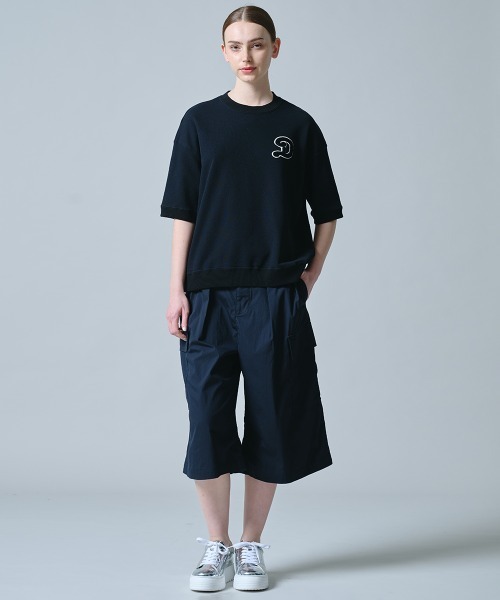 DOUBLE STANDARD CLOTHING(ダブルスタンダードクロージング)の「Dロゴワッペン 裏毛スウェット(Tシャツ/カットソー・レディース・グレイッシュベージュ/ブラック/オフホワイト・FREE)」の19枚目の写真