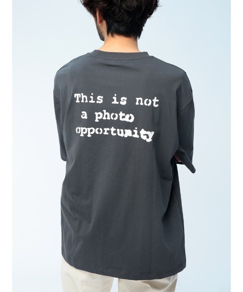 BRANDALISED(ブランダライズド)の「BRANDALISED (ブランダライズド) Tシャツ 半袖 バンクシー ストレッチ カットソー Girl with balloon BR26SU01D12 バックプリント メンズ レディース(Tシャツ/カットソー・メンズ・ダークグレー/ブラック/ホワイト・M/L/LL)」の8枚目の写真