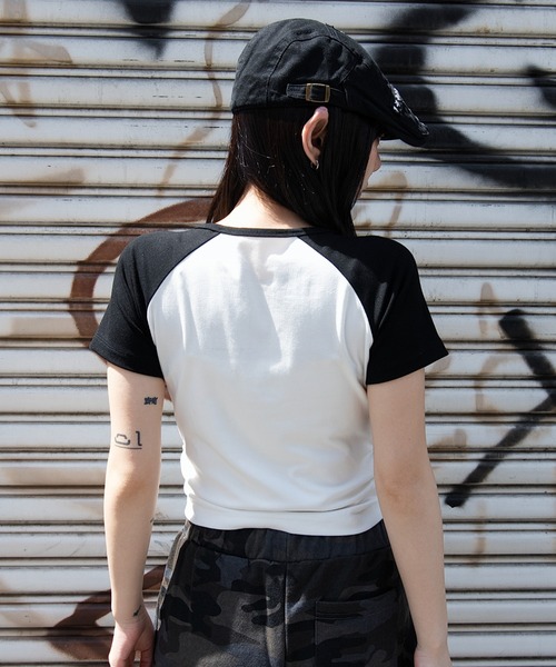 WEGO（ウィゴー）の「WEGO/【26年春新作】グラフィックラグランヘンリーネックT（Tシャツ/カットソー・レディース・その他3/その他2/その他1/その他4/その他5・FREE）」の12枚目の写真