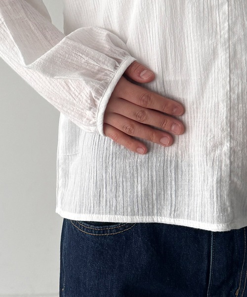 CANAL JEAN(キャナルジーン)の「SLEEK ボイルストライプパフブラウス(シャツ/ブラウス・レディース・サックスブルー/アイボリー・ONE SIZE)」の14枚目の写真