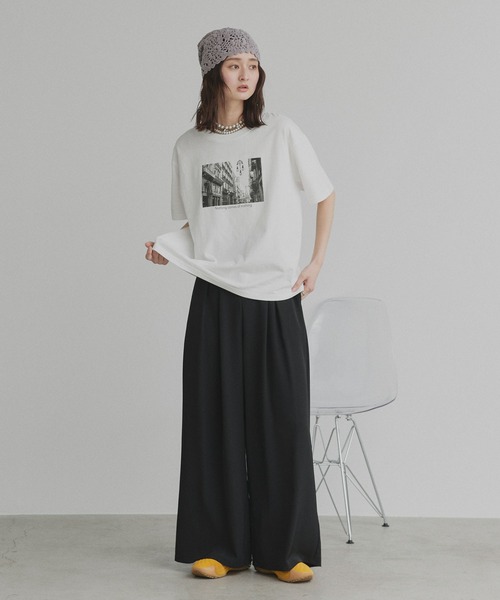 ad thie(アドティエ)の「アソート フォトプリント Tシャツ(Tシャツ/カットソー・レディース・ピンク/ブラック/チャコール/ホワイト系2/ホワイト系1・FREE)」の19枚目の写真