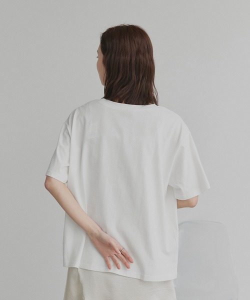 ad thie(アドティエ)の「アソート フォトプリント Tシャツ(Tシャツ/カットソー・レディース・ピンク/ブラック/チャコール/ホワイト系2/ホワイト系1・FREE)」の8枚目の写真