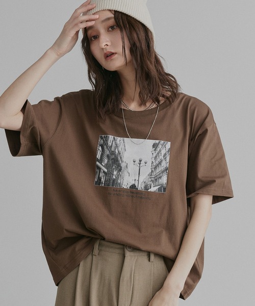 ad thie(アドティエ)の「アソート フォトプリント Tシャツ(Tシャツ/カットソー・レディース・ピンク/ブラック/チャコール/ホワイト系2/ホワイト系1/ブラウン・FREE)」の20枚目の写真