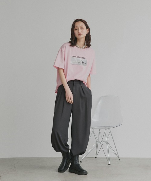 ad thie(アドティエ)の「アソート フォトプリント Tシャツ(Tシャツ/カットソー・レディース・ピンク/ブラック/チャコール/ホワイト系2/ホワイト系1/ブラウン・FREE)」の19枚目の写真