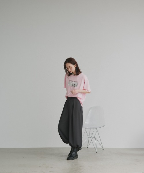 ad thie(アドティエ)の「アソート フォトプリント Tシャツ(Tシャツ/カットソー・レディース・ピンク/ブラック/チャコール/ホワイト系2/ホワイト系1/ブラウン・FREE)」の18枚目の写真