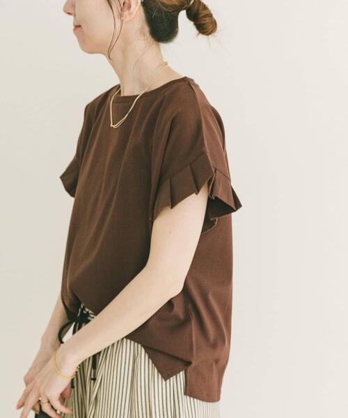 ITEMS URBANRESEARCH（アイテムズ アーバンリサーチ）の「『接触冷感/UVカット』オリガミタックTシャツ（Tシャツ/カットソー・レディース・ブラック/ブラウン/ライトベージュ/ホワイト・FREE）」の3枚目の写真