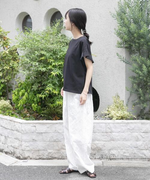 ITEMS URBANRESEARCH（アイテムズ アーバンリサーチ）の「『接触冷感/UVカット』オリガミタックTシャツ（Tシャツ/カットソー・レディース・ブラック/ブラウン/ライトベージュ/ホワイト・FREE）」の16枚目の写真