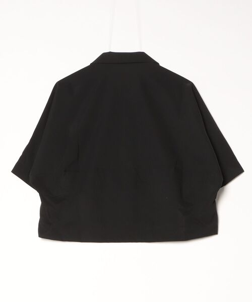 NANGA(ナンガ)の「DotAir COMFY S/S SHIRT W/ドットエア コンフィー ショートスリーブシャツ (ウィメンズ)(シャツ/ブラウス・メンズ・ブラック/ベージュ・S/M/L)」の14枚目の写真
