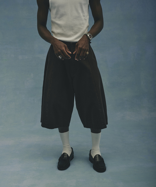 Dickies（ディッキーズ）の「Dickies / ディッキーズ 別注 ODD SHAPE SHORTS / ショーツ（その他パンツ・メンズ・ブラック/ブラウン/ネイビー・MEDIUM/LARGE）」の9枚目の写真