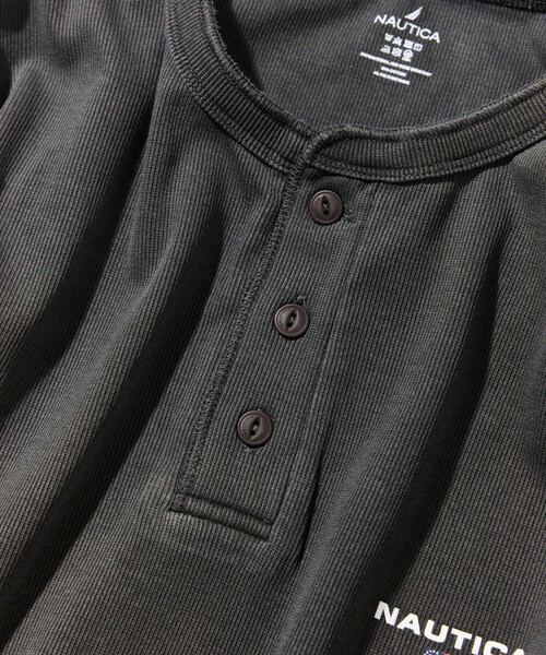 NAUTICA(ノーティカ)の「NAUTICA/ノーティカ Essentials タイトフィット L/S ヘンリーネック ピグメントTシャツ(Tシャツ/カットソー・メンズ・チャコールグレー/ネイビー/オリーブ・SMALL/MEDIUM/LARGE)」の19枚目の写真