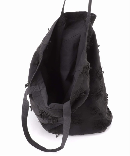 Spick & Span(スピックアンドスパン)の「《新色有り別注 / 追加》crinkle crinkle crinkle 3D embroidery TOTE*Re(トートバッグ・レディース・ホワイト/ブラック・FREE)」の8枚目の写真