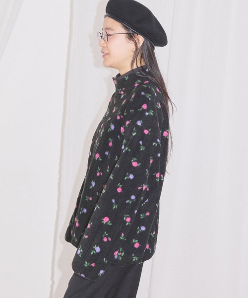 fig London(フィグロンドン)の「Rosie snap top(スウェット・レディース・ブラック/ブルー・FREE)」の7枚目の写真