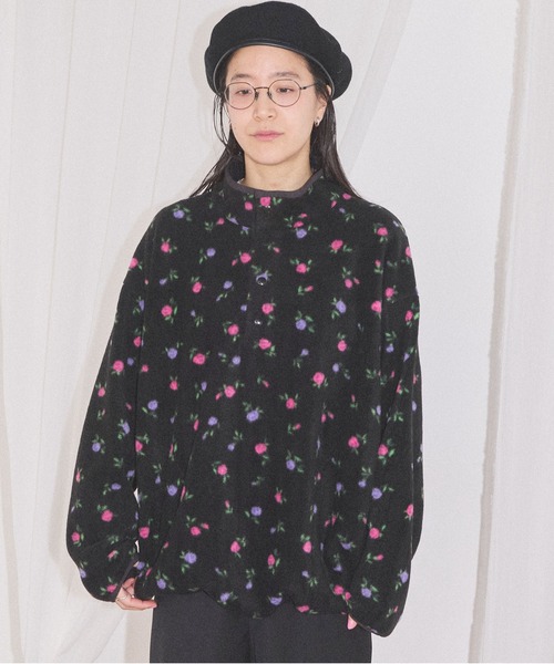 fig London(フィグロンドン)の「Rosie snap top(スウェット・レディース・ブラック/ブルー・FREE)」の5枚目の写真