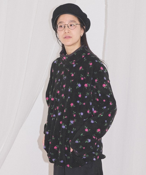 fig London(フィグロンドン)の「Rosie snap top(スウェット・レディース・ブラック/ブルー・FREE)」の16枚目の写真