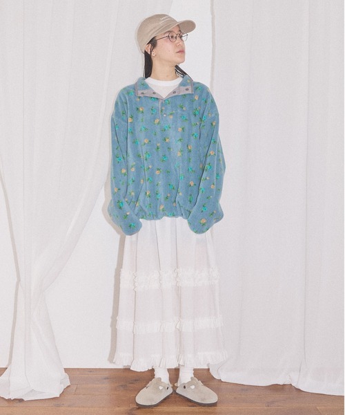 fig London(フィグロンドン)の「Rosie snap top(スウェット・レディース・ブラック/ブルー・FREE)」の4枚目の写真