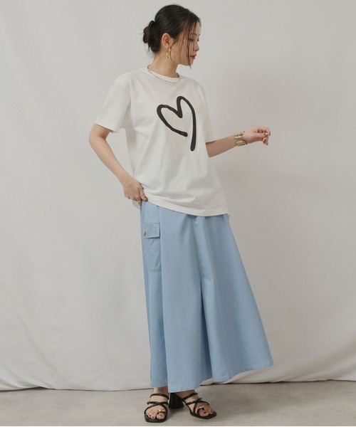 palm RICHE(ポームリシュ)の「FLOAT HEART T(Tシャツ/カットソー・レディース・チャコールグレー/オフホワイト/オレンジ系その他・M)」の11枚目の写真